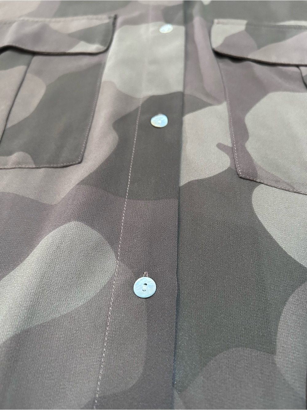 Pistola Reese sheer Olive Camo Button-Up Shirt medium - Picture 5 of 7